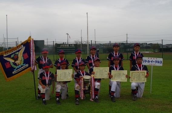令和２年度第４５回我孫子市少年野球秋季大会で優勝しました。